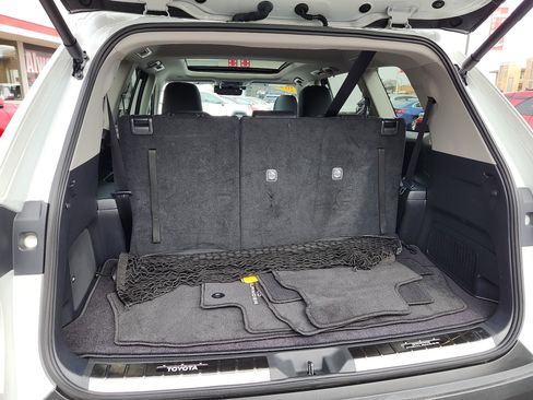 Certified 2024 Toyota Grand Highlander Limited image 31