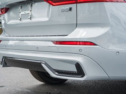 New 2026 Volvo XC60 B5 Ultra w/ Protection Package Premier AWD/4WD image 9