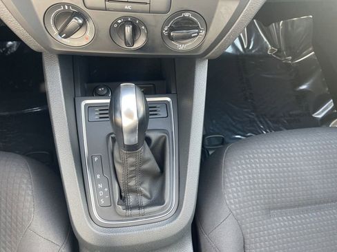 Used 2016 Volkswagen Jetta S FWD image 13
