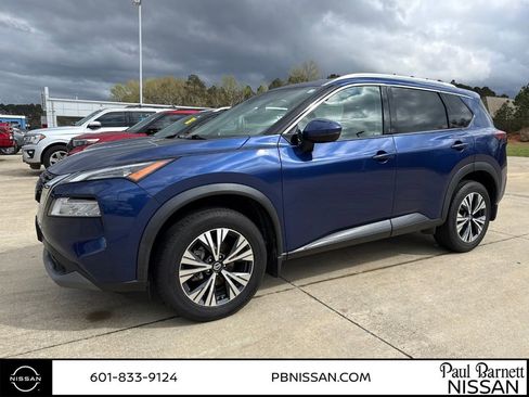 Used 2021 Nissan Rogue SV w/ Premium Package image 11