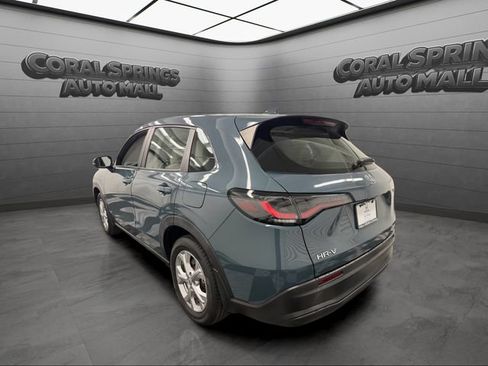 Certified 2024 Honda HR-V LX image 3