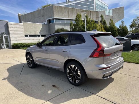 Used 2026 Volvo XC60 B5 Plus w/ Protection Package Premier AWD/4WD image 5