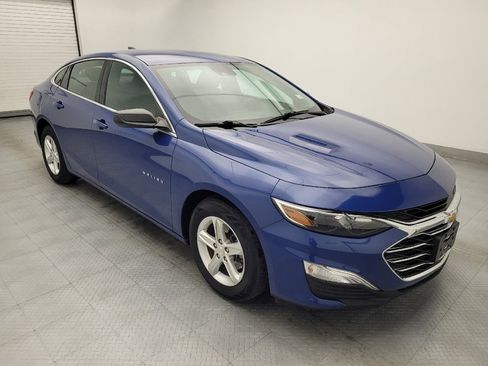 Used 2023 Chevrolet Malibu LS image 11
