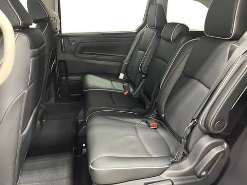 New 2026 Honda Odyssey Touring image 26