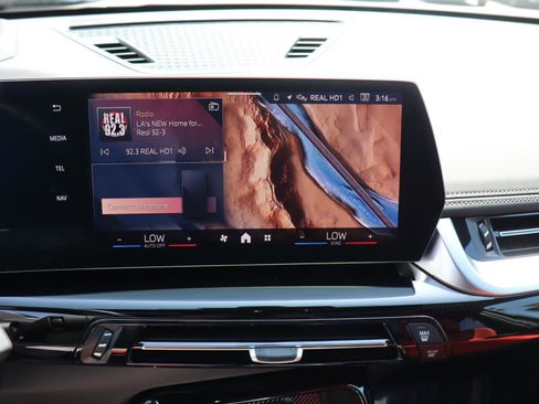 Used 2024 BMW X1 xDrive28i w/ Premium Package image 22