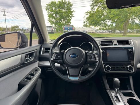 Used 2018 Subaru Legacy 2.5i Premium AWD/4WD image 18