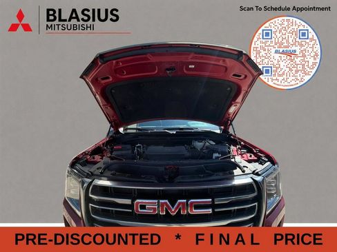 Used 2023 GMC Yukon AT4 w/ AT4 Premium Package AWD/4WD image 71
