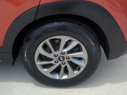 Used 2017 Hyundai Tucson SE w/ SE Popular Package 02 FWD image 26