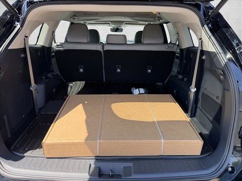 New 2026 Toyota Highlander Limited AWD/4WD image 8