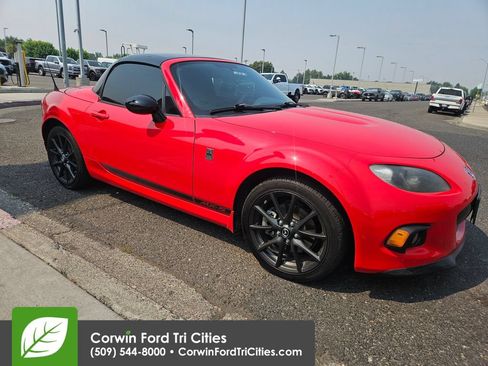 Used 2013 MAZDA MX-5 Miata Club RWD image 4