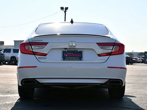 Used 2022 Honda Accord Sport image 6