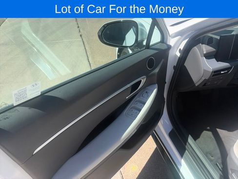 Used 2024 Hyundai Sonata SEL FWD image 19