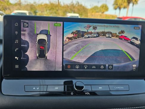 Certified 2025 Nissan Rogue SL w/ Tech Package image 28