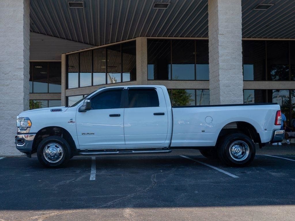 Used 2024 RAM 3500 Big Horn AWD/4WD image 5