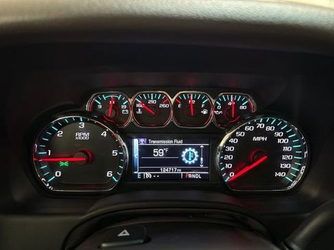 Used 2017 Chevrolet Suburban LT w/ Luxury Package image 35