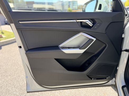 Certified 2024 Audi Q3 2.0T Premium Plus image 13