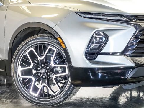 Certified 2023 Chevrolet Blazer RS w/ Enhanced Convenience Package AWD/4WD image 4
