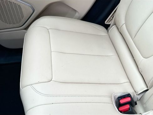 New 2024 Jeep Grand Cherokee Limited 4xe image 29