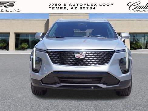 Certified 2025 Cadillac XT4 Premium Luxury FWD image 6