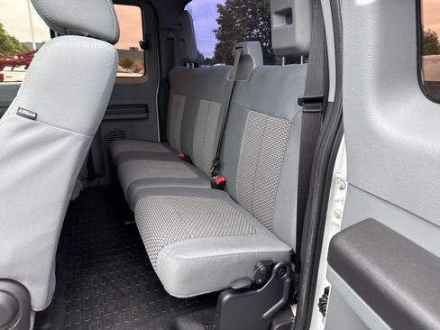 Used 2015 Ford F250 XL w/ Power Equipment Group AWD/4WD image 13