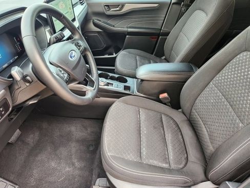 Certified 2023 Ford Escape Active w/ Tech Pack #1 image 12