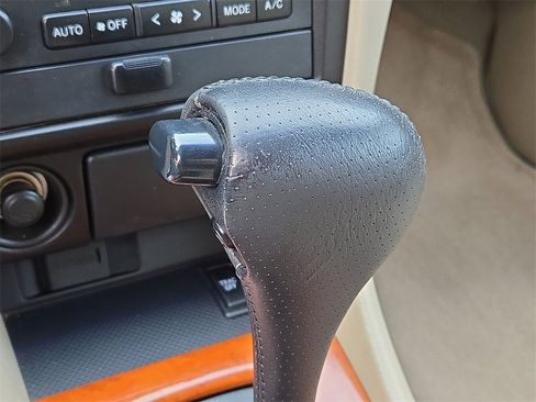 Used 2002 Toyota Solara Convertible image 19