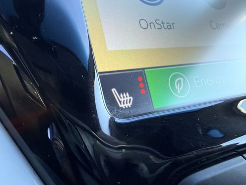 Used 2019 Chevrolet Bolt Premier w/ Infotainment Package image 23