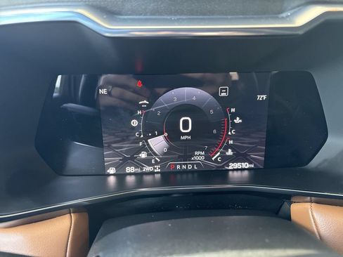 Certified 2023 GMC Canyon AT4 w/ AT4 Premium Package AWD/4WD image 11