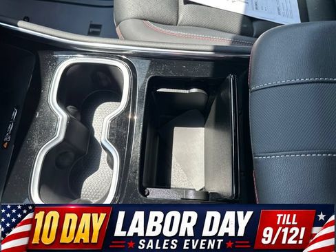 Certified 2024 Chevrolet Traverse RS w/ LPO, Floor Liner Package FWD image 18