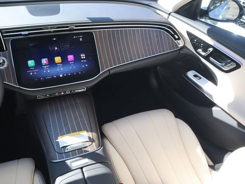 New 2026 Mercedes-Benz E 350 4MATIC Sedan image 12