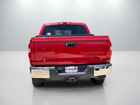 Used 2017 Toyota Tundra SR5 w/ SR5 Upgrade Package RWD image 6