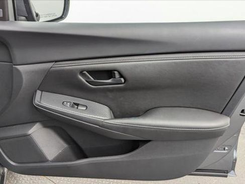 Used 2025 Nissan Sentra S image 22