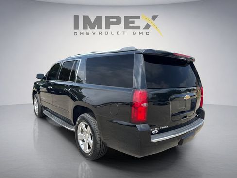 Used 2018 Chevrolet Suburban Premier AWD/4WD image 3