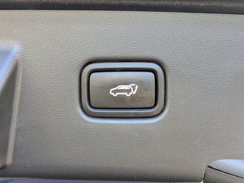 Used 2022 Hyundai Tucson SEL w/ Cargo Package image 17