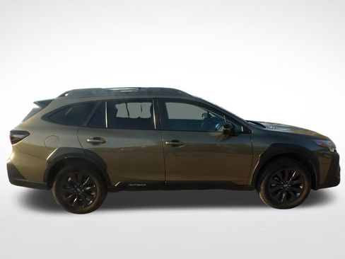 Used 2025 Subaru Outback Onyx Edition AWD/4WD image 6