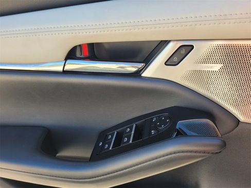 Certified 2023 MAZDA MAZDA3 s image 24