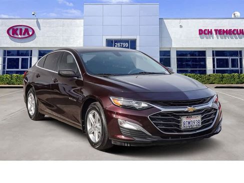 Used 2020 Chevrolet Malibu LS image 3
