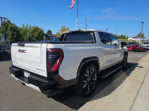 Used 2026 GMC Sierra EV Denali AWD/4WD image 7