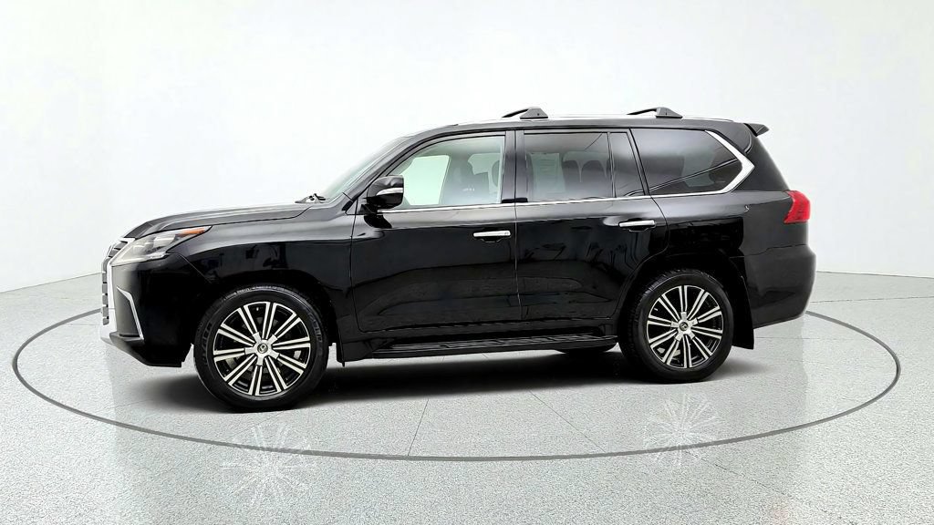 Used 2019 Lexus LX 570 4WD w/ Luxury Package image 8