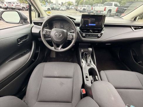 Certified 2024 Toyota Corolla LE FWD image 17