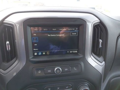 Used 2019 Chevrolet Silverado 1500 Custom Trail Boss image 17