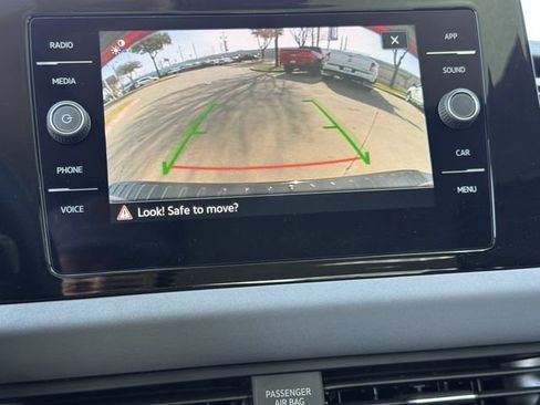 New 2026 Volkswagen Jetta SE FWD image 16