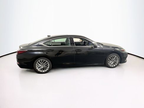 Used 2019 Lexus ES 350 w/ Accessory Package FWD image 4