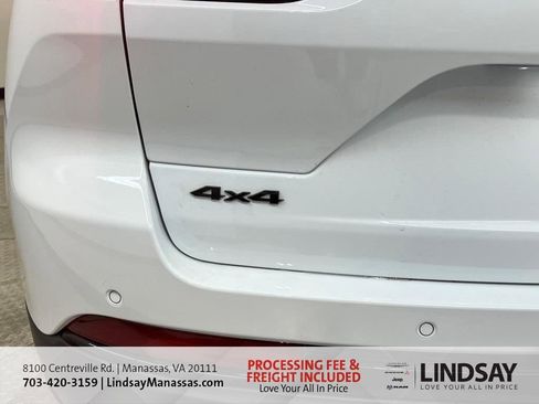 New 2025 Jeep Grand Cherokee Altitude image 8