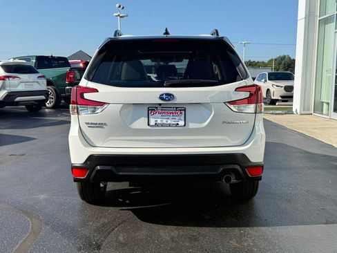 Certified 2024 Subaru Forester Limited AWD/4WD image 5