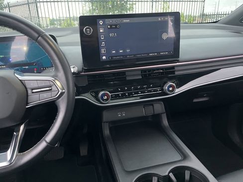 Used 2024 Honda Prologue Touring image 19