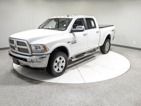 Used 2018 RAM 2500 Laramie AWD/4WD image 38