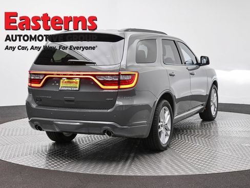 Used 2024 Dodge Durango GT RWD image 5