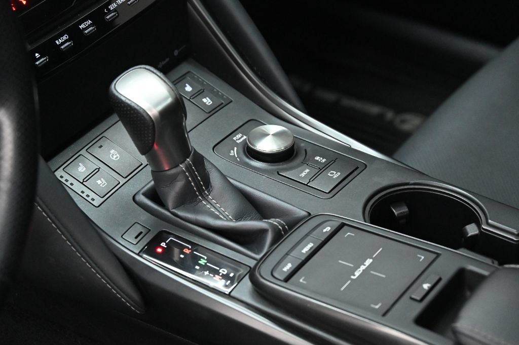 Used 2022 Lexus IS 350 F Sport w/ Navigation Package RWD image 36