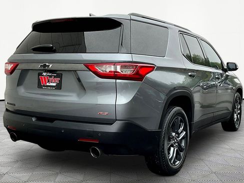 Used 2021 Chevrolet Traverse RS w/ LPO, Floor Liner Package FWD image 6